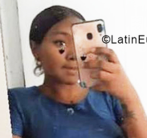 Date this happy Dominican Republic girl Maria from Santo Domingo DO38513