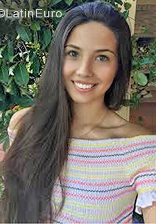 Date this charming Colombia girl Emily from Medellin CO28197