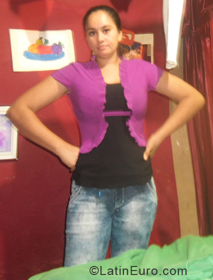 Date this nice looking Colombia girl Ster from Bogota CO28306