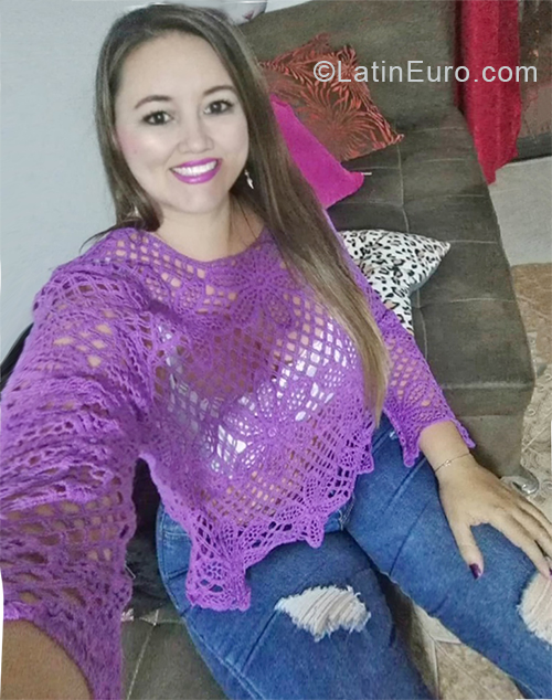 Date this fun Colombia girl Marcela from Cali CO28310