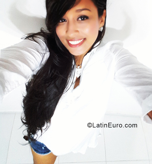 Date this funny Colombia girl Hilda from Barranquilla CO28313