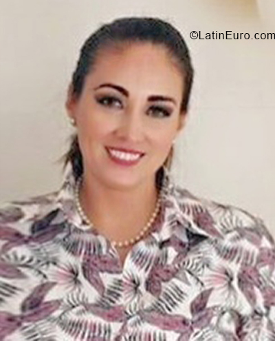 Date this fun Colombia girl Lili from Ibaque CO28339