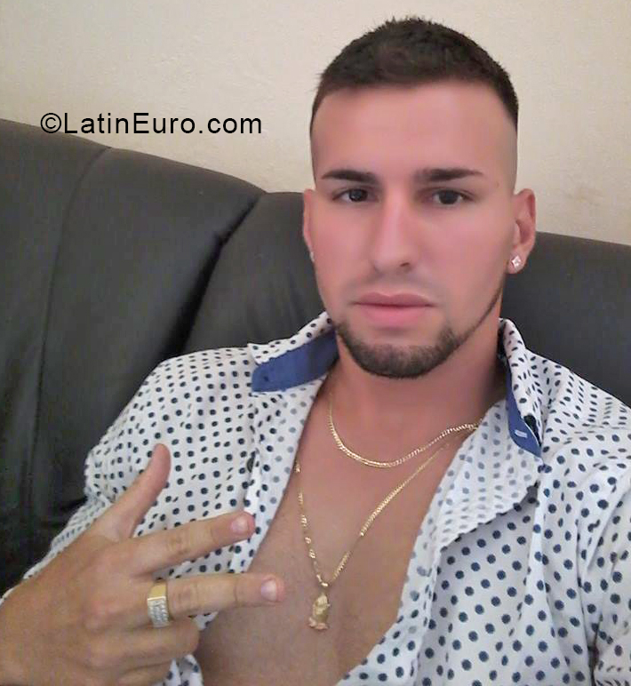 Date this attractive Chile man Angel from Lautaro CL192