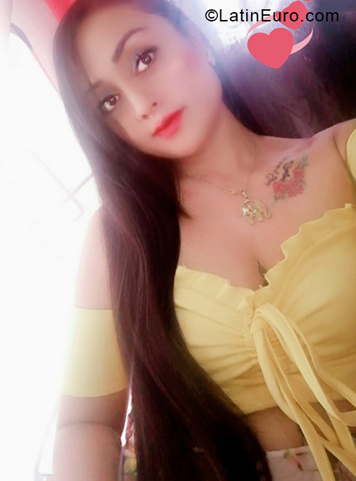 Date this passionate Colombia girl Claudia from Pereira CO28472