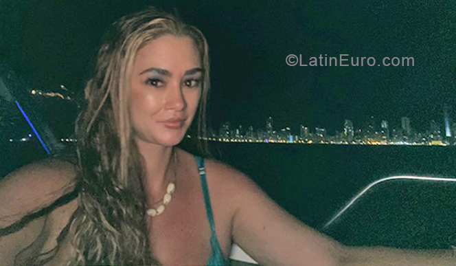Date this exotic Colombia girl Mar from Medellin CO28550