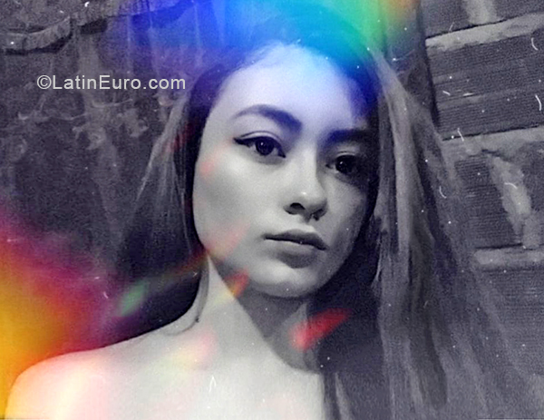 Date this funny Colombia girl Jessica from Medellin CO28552