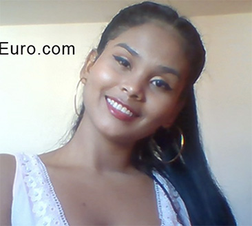 Date this delightful Colombia girl Luisa from Pereira CO28554