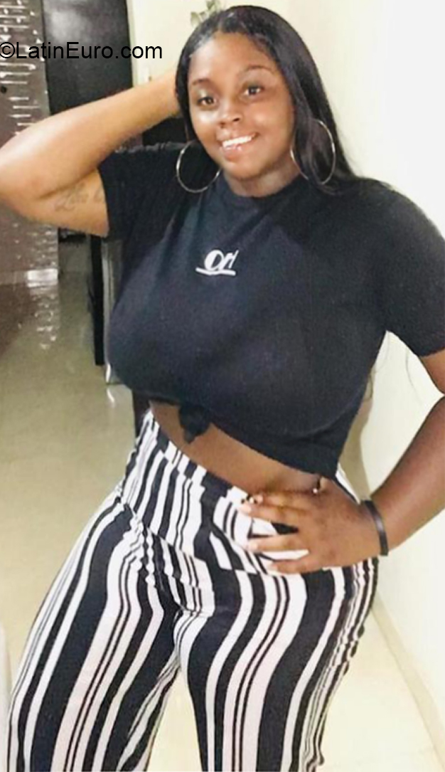 Date this exotic Colombia girl Deisy from Cali CO28623