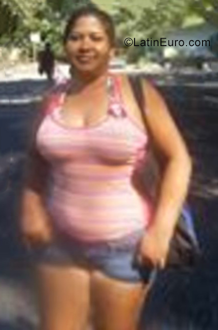 Date this delightful Venezuela girl Yeila from Los Pijiguaos VE3545