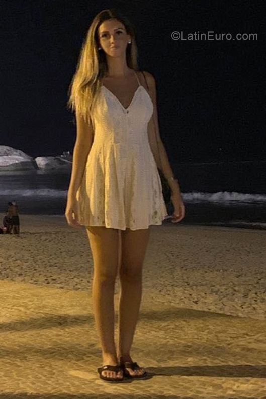 Date this foxy Brazil girl Priscilla from Rio De Janeiro BR11265