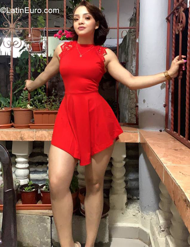 Date this hot Dominican Republic girl Anael samantha from santiago DO38925