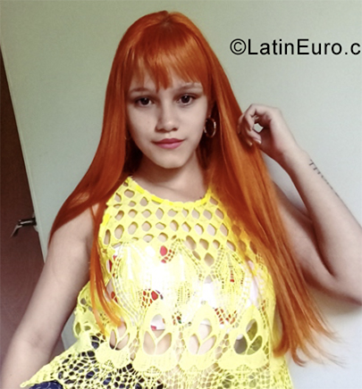 Date this attractive Colombia girl Sol from Medellin CO28903
