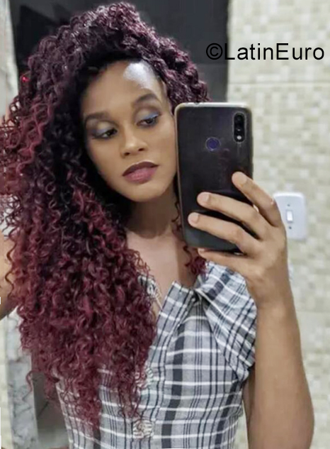 Date this cute Brazil girl Luana from Sao Francisco Do Conde BR11271