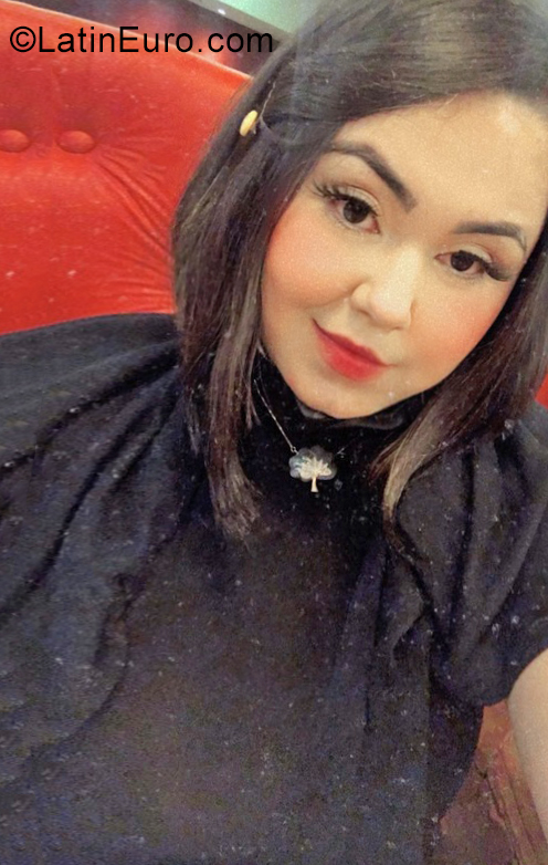 Date this georgeous Brazil girl Ana from Goiania BR11306