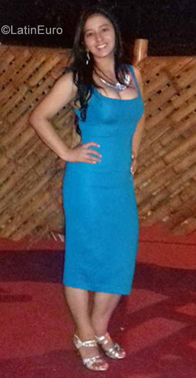 Date this lovely Colombia girl Francy from Cali CO29304