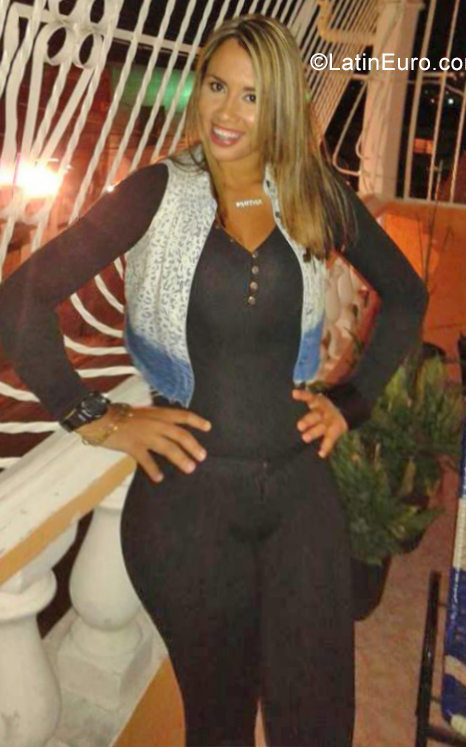 Date this pretty Venezuela girl Anastasia from Caracas VE3708