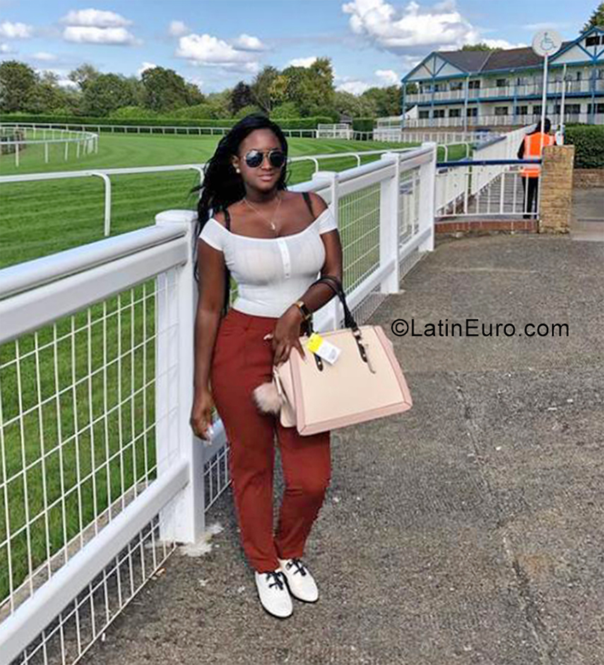 Date this passionate Colombia girl Sandra from Caucasia CO29485