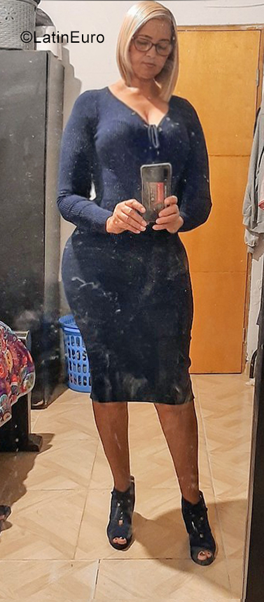 Date this foxy Colombia girl Mariaclara from Barranquilla CO29573