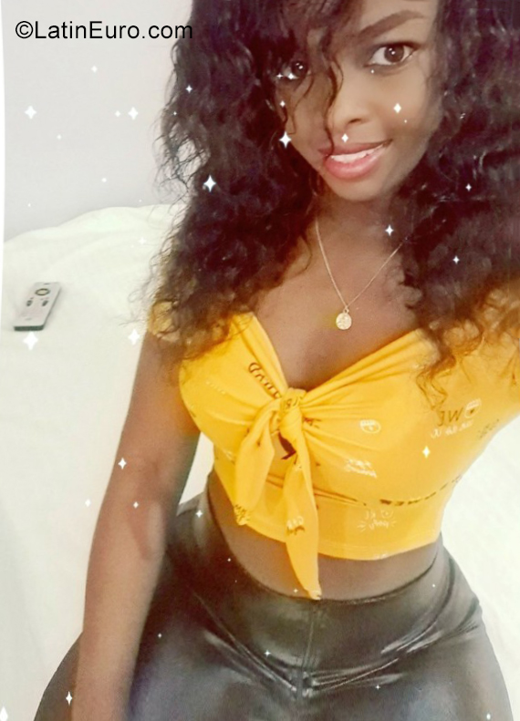 Date this exotic Chile girl Monica from Santiago CL253