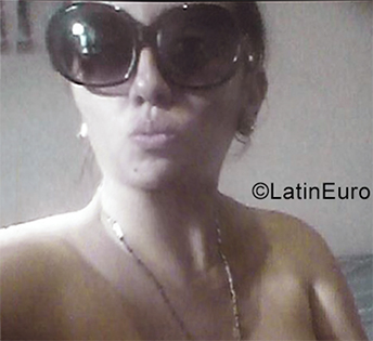 Date this delightful Venezuela girl Carol from Maracaibo VE3871