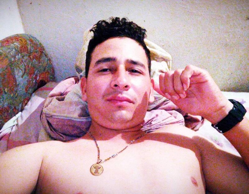 Date this exotic Venezuela man Robinson from Sucre VE3901
