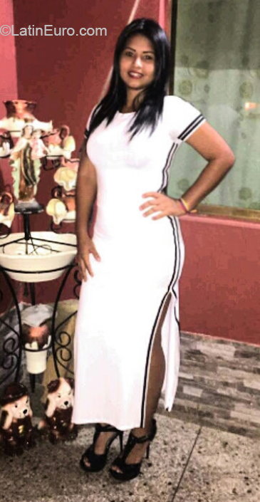 Date this sultry Venezuela girl Gisselle from Barinas VE3913