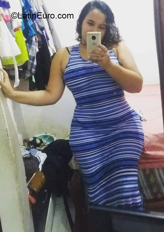 Date this passionate Colombia girl Janni from Santa Marta CO30054