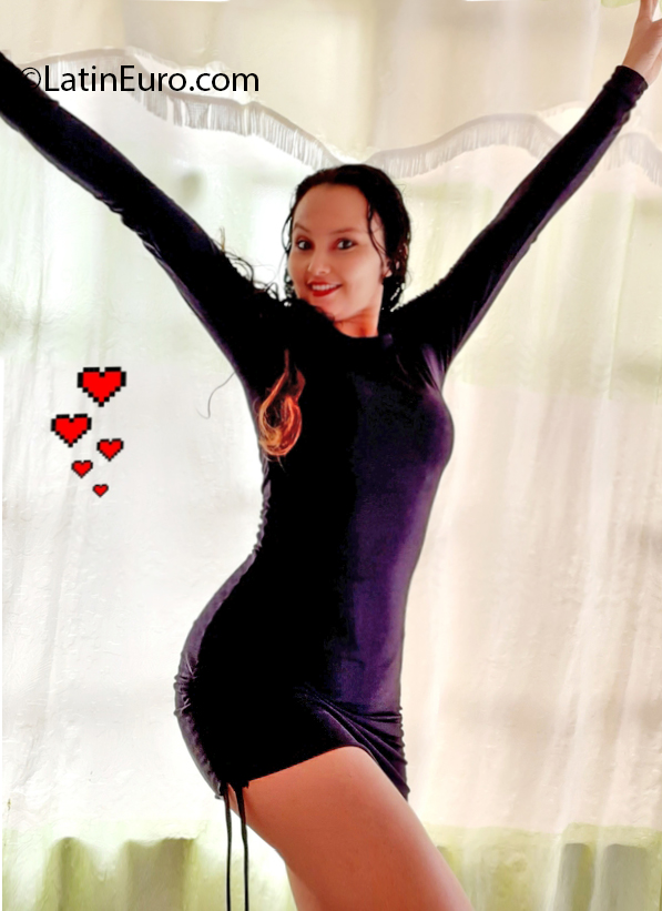 Date this pretty Colombia girl Johanna from Ibague CO30107