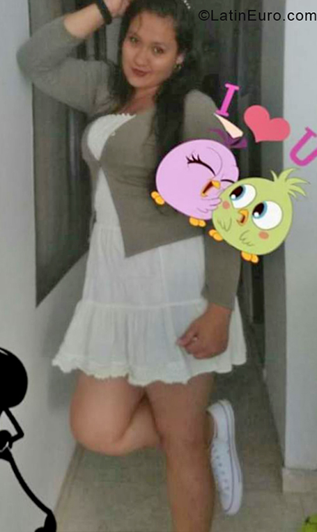 Date this beautiful Colombia girl Luisa fernanda from Bogota CO30126