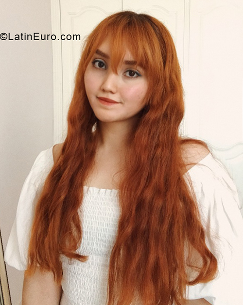 Date this tall Mexico girl Daniela from Uruapan MX2388