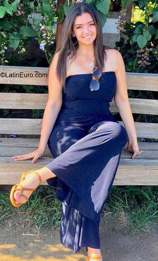 Date this georgeous Nicaragua girl Elieth from Granada NI286