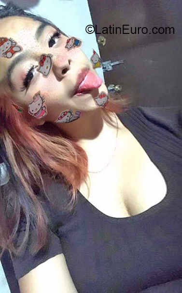 Date this georgeous Mexico girl Damari from Mexico City MX2403