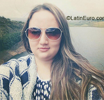 good-looking Colombia girl Camila from  CO30387