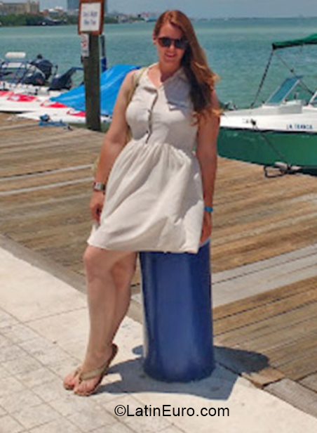 Date this good-looking Mexico girl Anne Marie from Tijuana MX2424