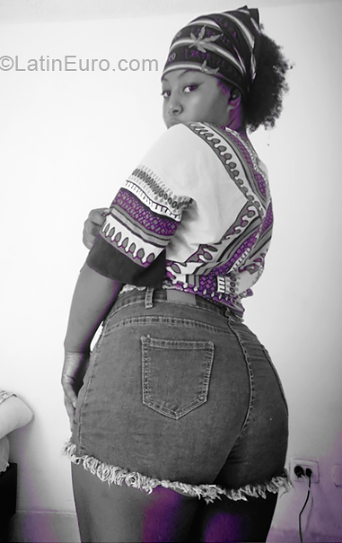 Date this sultry Colombia girl Zaudia from Girar d ot CO30417