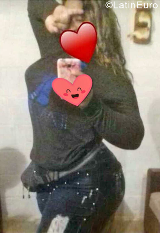 Date this happy Venezuela girl Genesis from El Tigre VE4006