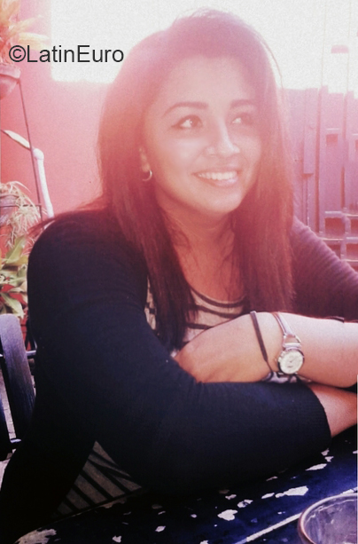 Date this hot Nicaragua girl Anyoleth from Managua NI289