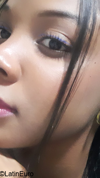 Date this delightful Colombia girl Lia from Cali CO30664