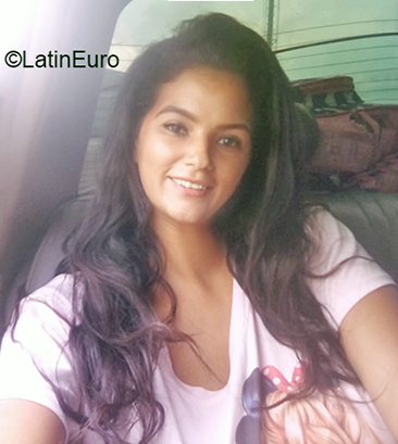 Date this cute Venezuela girl Wilmery from Caracas VE4040