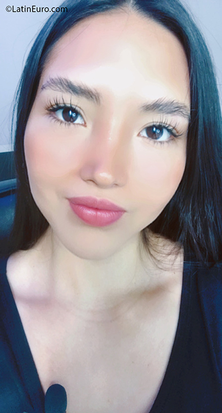Date this stunning Argentina girl Gabi from Salta AR793
