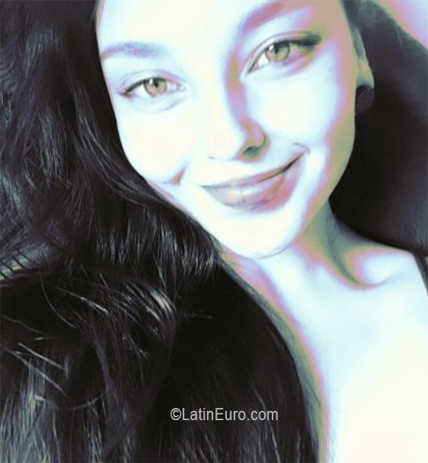 Date this fun Colombia girl Andrea from Chia CO30828