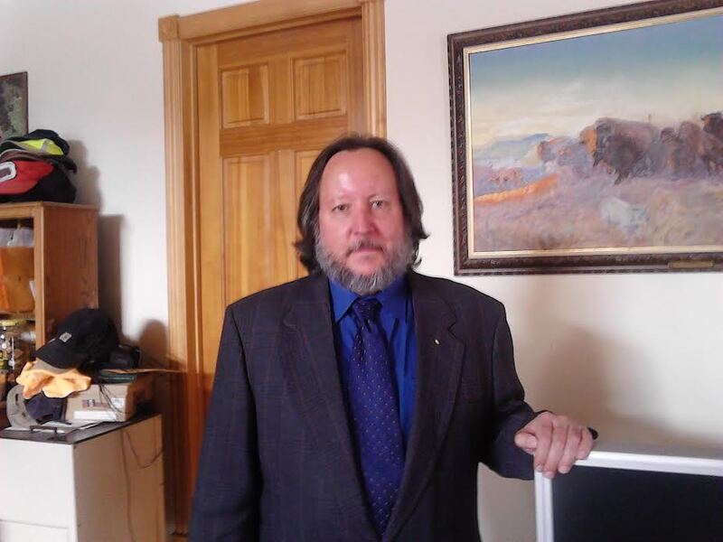 Date this nice looking United States man Devin from Spearfish US21446
