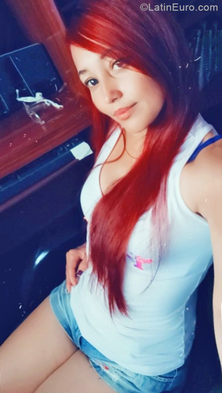 Date this georgeous Venezuela girl Francys from Valencia VE4091