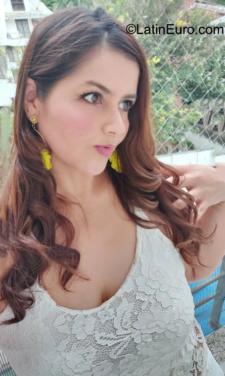 Date this exotic Colombia girl Julieta from Bogota CO31007