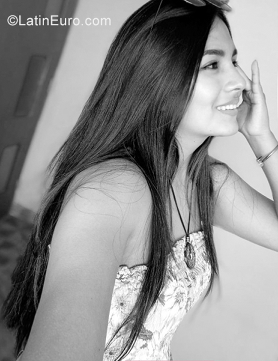 Date this sultry Peru girl Mishel from Ica PE1997