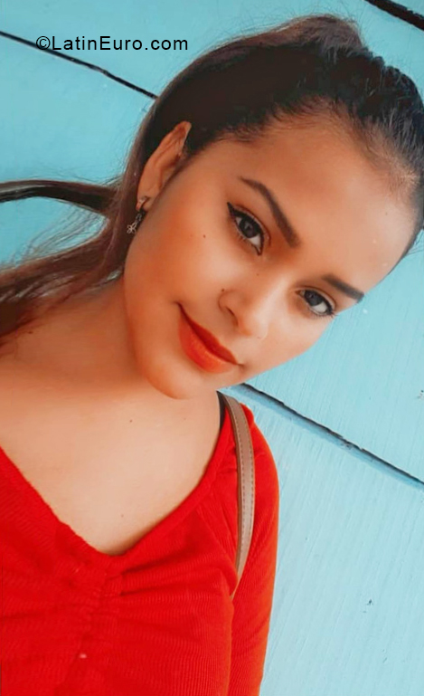 Date this charming Panama girl Ericka from Panama City PA1310