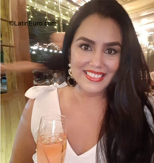 Date this young Brazil girl Alba carolina from Porto Alegre BR11566
