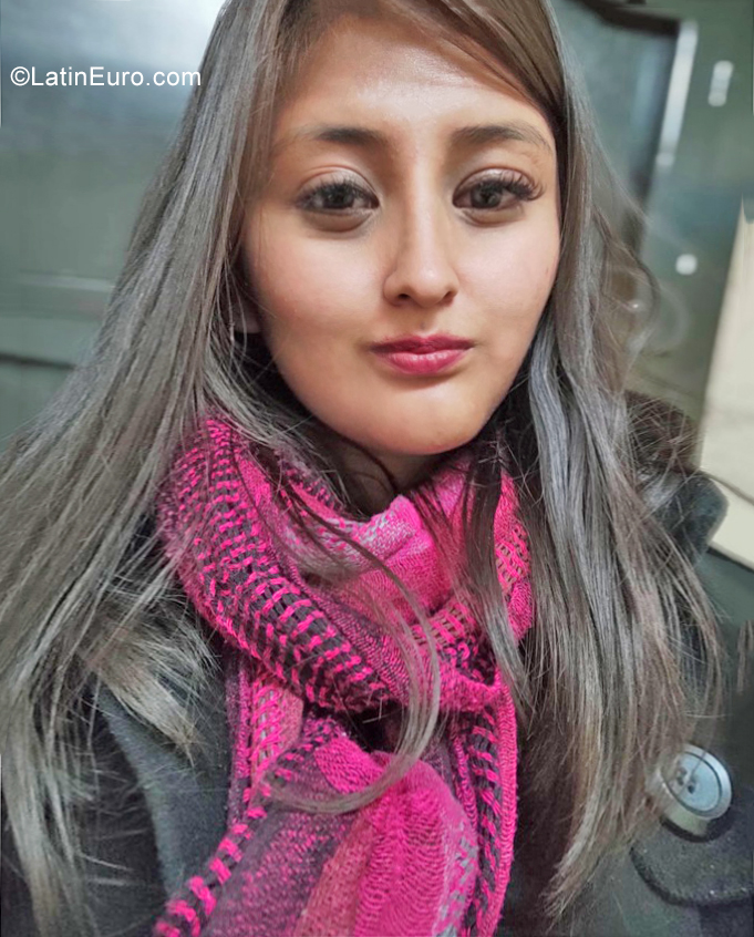 Date this happy Mexico girl Addy from Perote MX2541