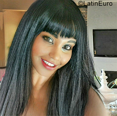 Date this nice looking Brazil girl Sweet from Rio De Janeiro BR11598