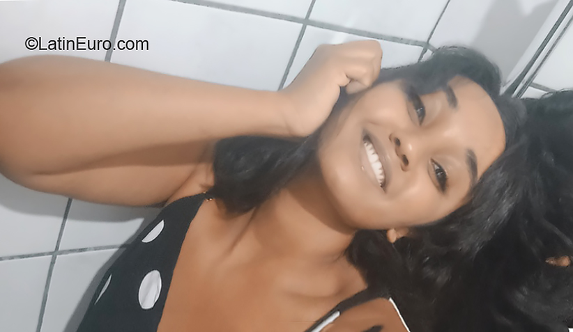 Date this fun Brazil girl VANESSA from Belo Horizonte BR11605